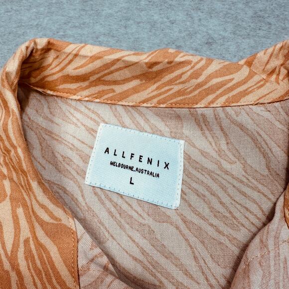 ALLFENIX Shirt Mens L Orange Zebra Print Short Sleeve Button Up Collared Casual - Picture 2 of 6